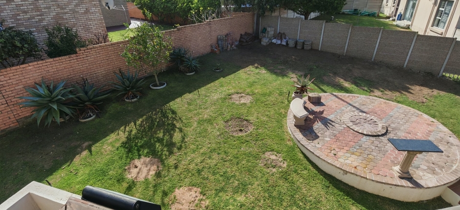 4 Bedroom Property for Sale in Dana Bay Western Cape